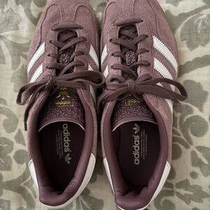 Adidas Shadow Fig and White Sneakers with Signature Stripes
